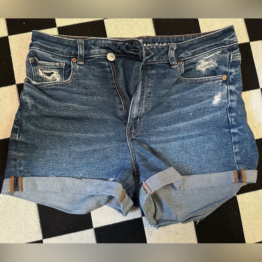 ‼️SOLD‼️ American Eagle Cross-Over Mom Short